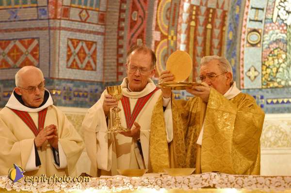 Nom de l'image : E00072684-1 — Description :  Colloque de l'asociation enfance et Sainteté