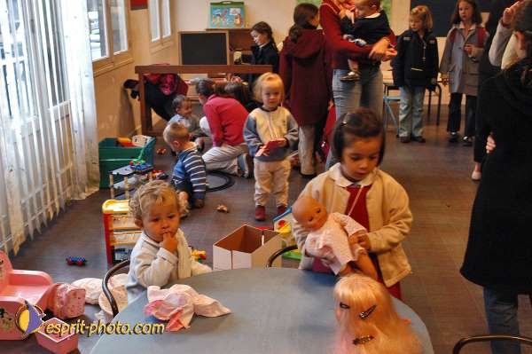 Nom de l'image : E00072875-1 — Description :  Colloque de l'asociation enfance et Sainteté