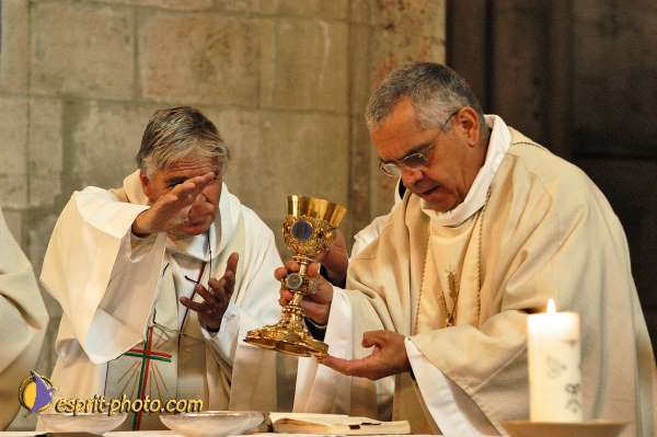 Nom de l'image : E00073156-1 — Description :  Colloque de l'asociation enfance et Sainteté