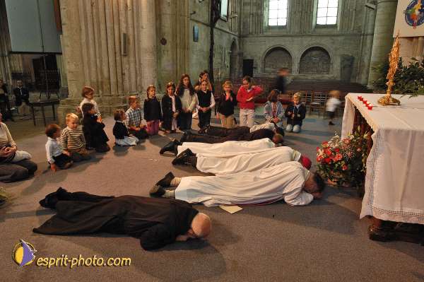 Nom de l'image : E00073450-1 — Description :  Colloque de l'asociation enfance et Sainteté