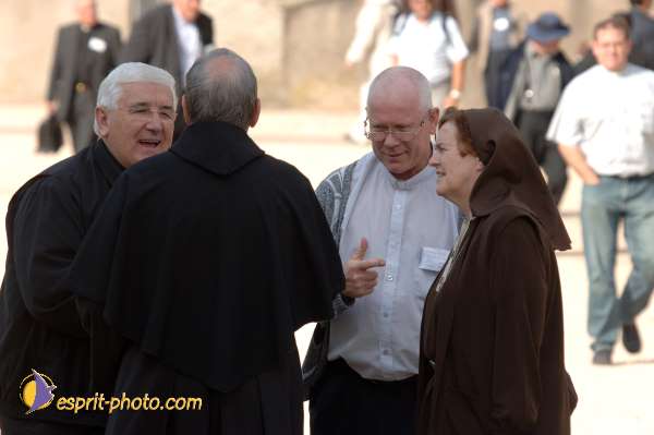 Nom de l'image : D2058826_1 — Description :  Sister Briege McKenna - Retraite de 950 prêtres à Ars