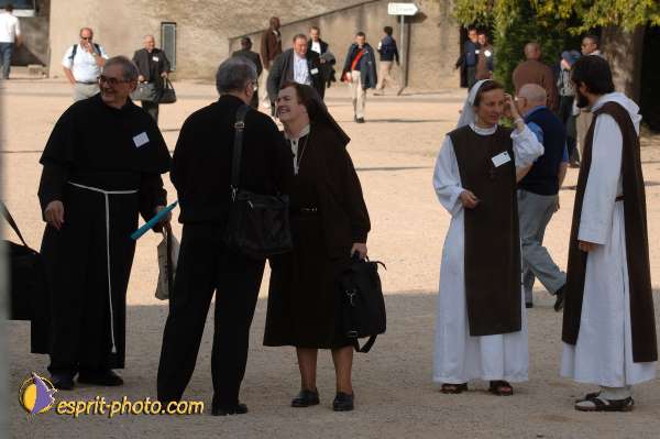 Nom de l'image : D2058840_1 — Description :  Sister Briege McKenna - Retraite de 950 prêtres à Ars