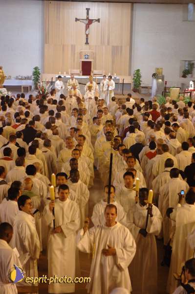 Nom de l'image : D2059179_1 — Description :  Sister Briege McKenna - Retraite de 950 prêtres à Ars