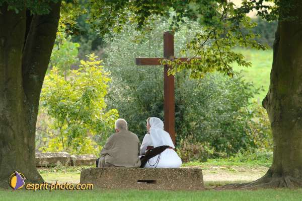 Nom de l'image : D2059301_1 — Description :  Sister Briege McKenna - Retraite de 950 prêtres à Ars