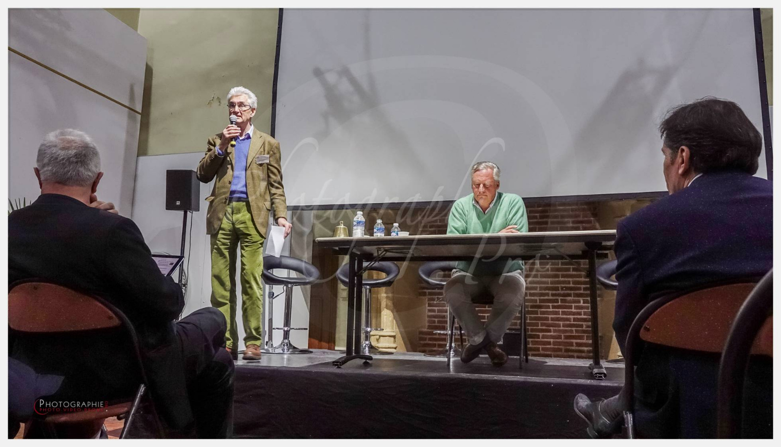 Nom de l'image : S1006893_(c)N.JUNG-www.Photographie.Pro — Description :