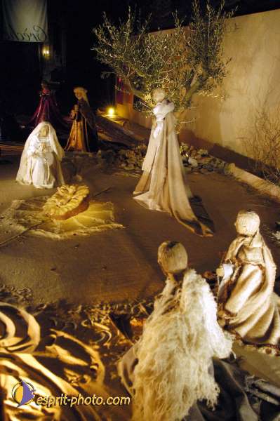 Nom de l'image : D1015700-01 — Description :  Rencontre de Taizé à Paris 2002 (Porte de Versaille & Paroisses