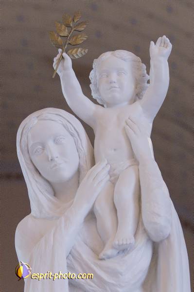 Nom de l'image : D1068029-nef — Description :