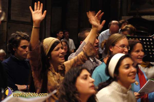 Nom de l'image : D1189872-1 — Description :  Paris - Toussaint 2004