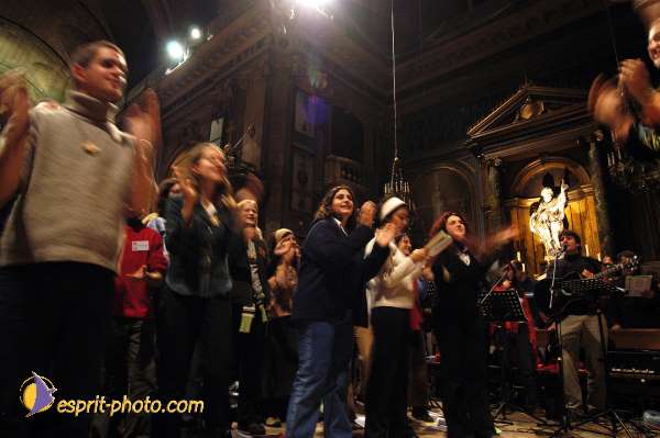 Nom de l'image : D1189906-1 — Description :  Paris - Toussaint 2004