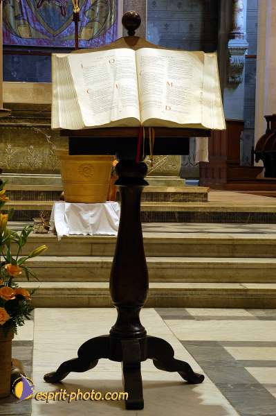 Nom de l'image : D1033962 — Description :  Dominicains de Marseille - Photos pour Magnificat (Perpignan) pl