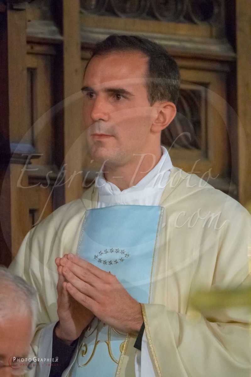 Nom de l'image : 180625-191005_S1085615_c_PhotoGraphie.Pro — Description :  S1085615