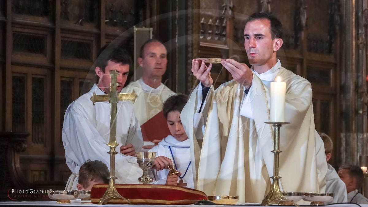 Nom de l'image : 180625-194715_S1085768_c_PhotoGraphie.Pro — Description :  S1085768