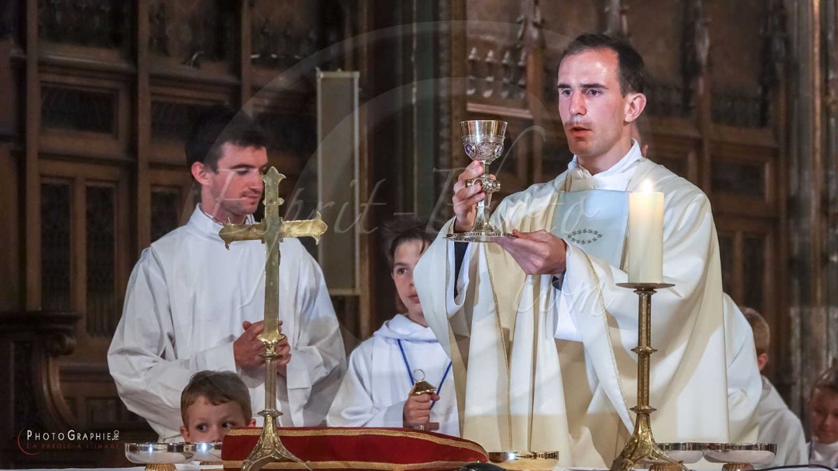 Nom de l'image : 180625-194726_S1085773_c_PhotoGraphie.Pro — Description :  S1085773