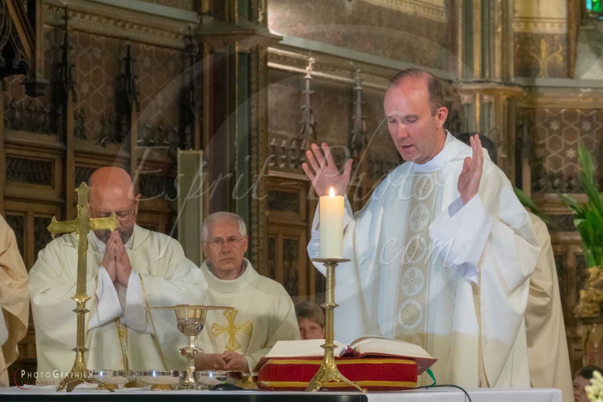 Nom de l'image : 180625-195516_S1085830_c_PhotoGraphie.Pro — Description :  S1085830