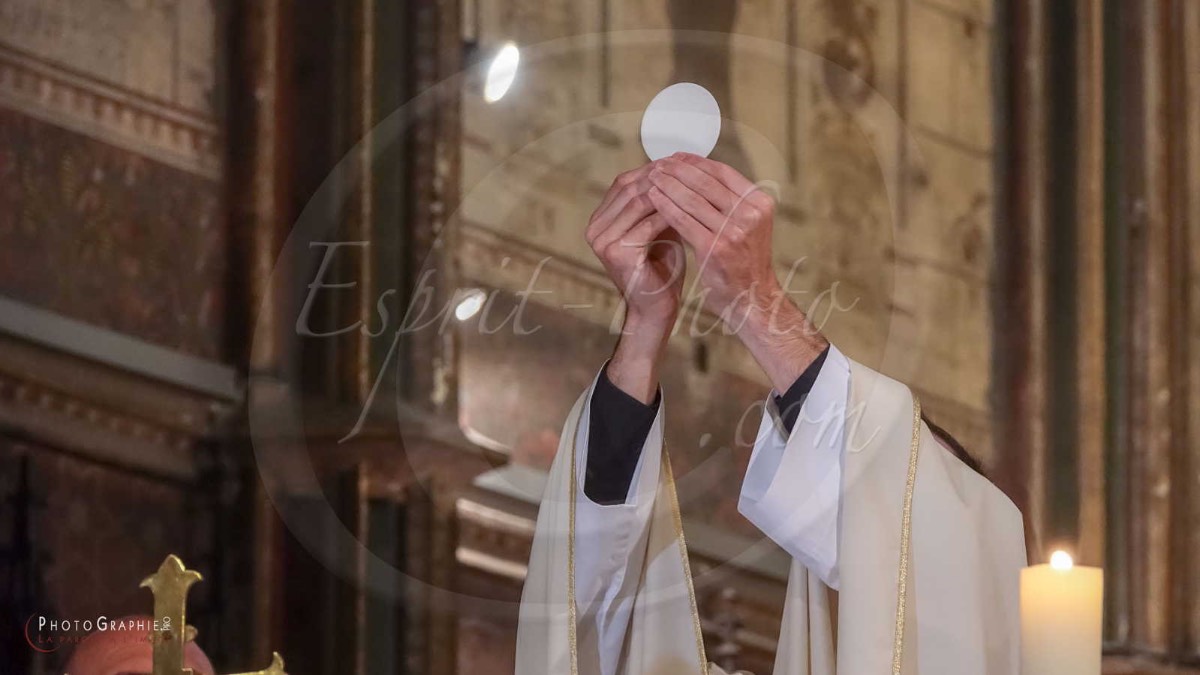 Nom de l'image : 180625-195713_S1085849_c_PhotoGraphie.Pro — Description :  S1085849