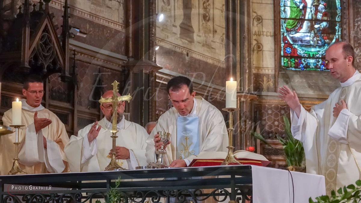 Nom de l'image : 180625-195753_S1085853_c_PhotoGraphie.Pro — Description :  S1085853