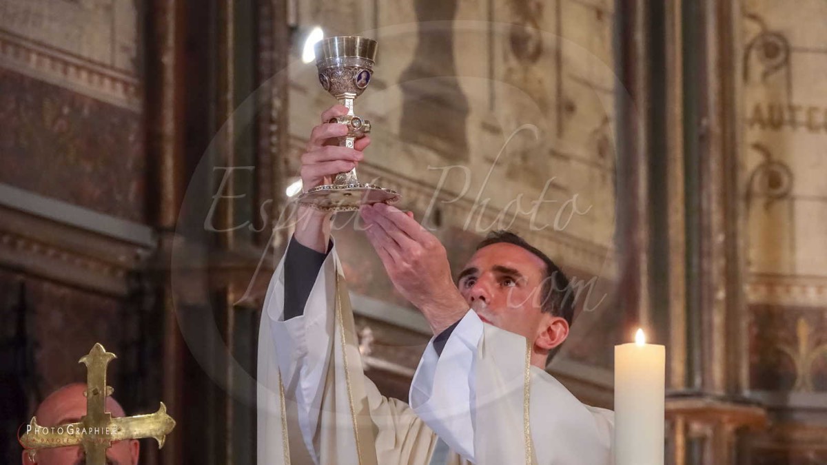 Nom de l'image : 180625-195816_S1085857_c_PhotoGraphie.Pro — Description :  S1085857