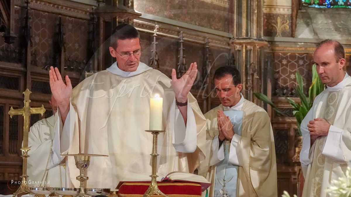 Nom de l'image : 180625-200035_S1085871_c_PhotoGraphie.Pro — Description :  S1085871