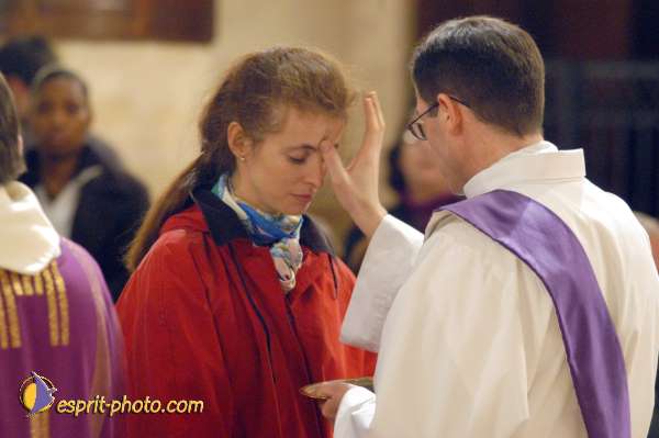 Nom de l'image : D1019873-01 — Description :  Messe de mercredi des Cendres présidé par Mgr d'Ornellas - Paris