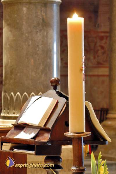 Nom de l'image : D1031520-1 — Description :  Dominicains de Marseille - Photos pour Magnificat (Perpignan) pl