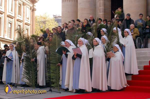 Nom de l'image : D1024530-01 — Description :  Dimanche de Ramaux à l'église St Gervais - Paris 4e & Inaugurati