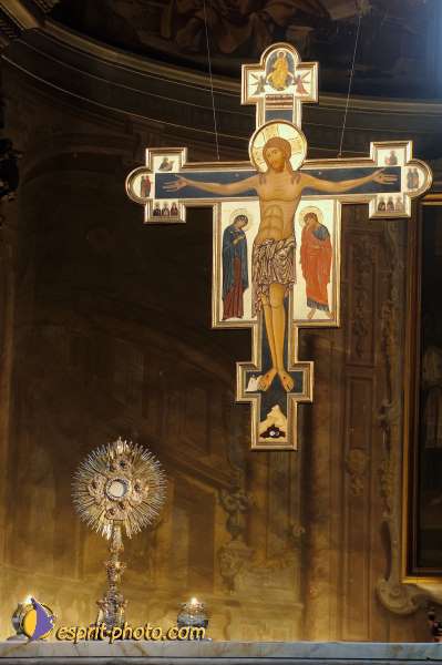 Nom de l'image : D1085846-nef-01 — Description :