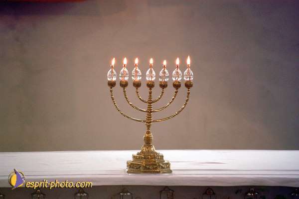 Nom de l'image : D1026711 — Description :  Pâque 2003 - Communauté de l'Agnaux - Plavilla