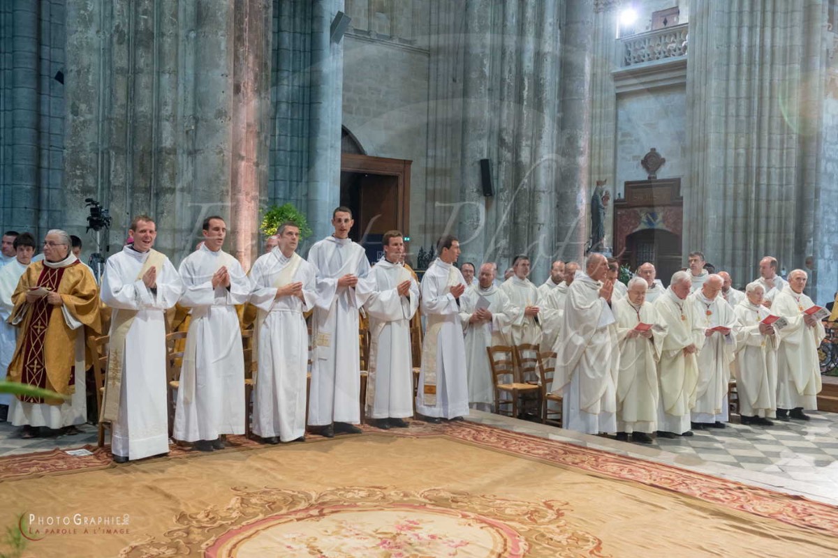 Nom de l'image : 180624-163320_D8e139478_c_PhotoGraphie.Pro — Description :  D8e139478