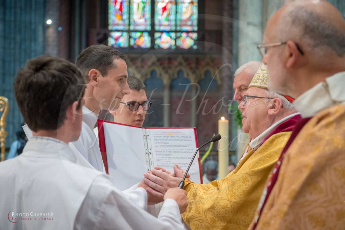 Nom de l'image : 180624-170721_D8e139564_c_PhotoGraphie.Pro — Description :  D8e139564