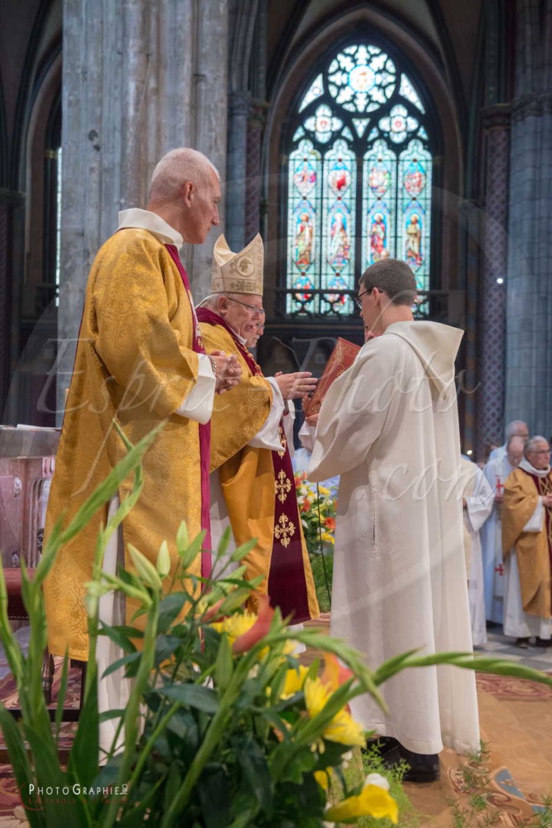 Nom de l'image : 180624-171936_D8e139608_c_PhotoGraphie.Pro — Description :  D8e139608