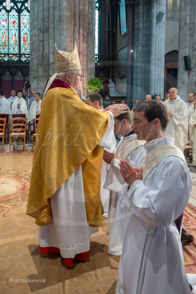 Nom de l'image : 180624-172010_D8e139616_c_PhotoGraphie.Pro — Description :  D8e139616