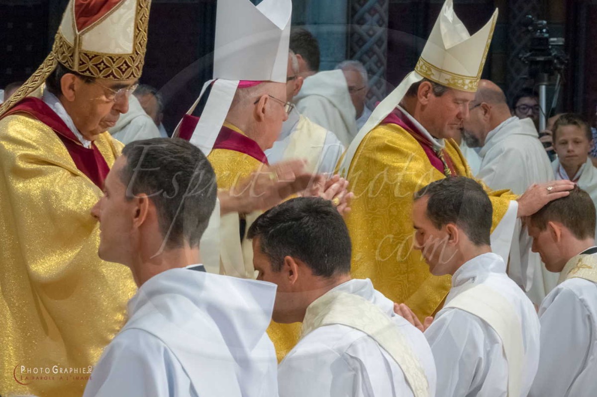 Nom de l'image : 180624-172029_S1084993_c_PhotoGraphie.Pro — Description :  S1084993