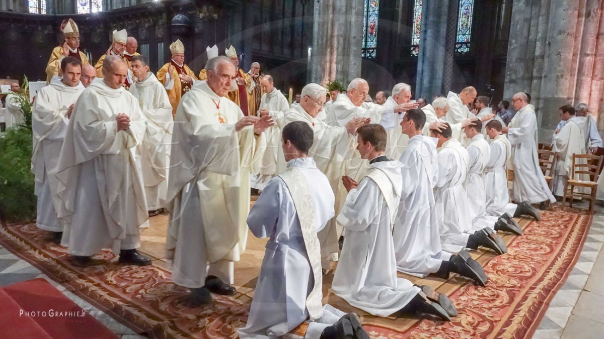 Nom de l'image : 180624-172103_S1085001_c_PhotoGraphie.Pro — Description :  S1085001