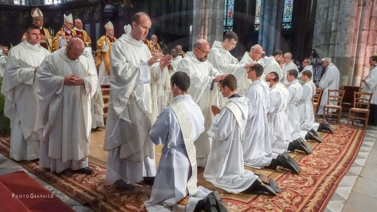 Nom de l'image : 180624-172144_S1085012_c_PhotoGraphie.Pro — Description :  S1085012