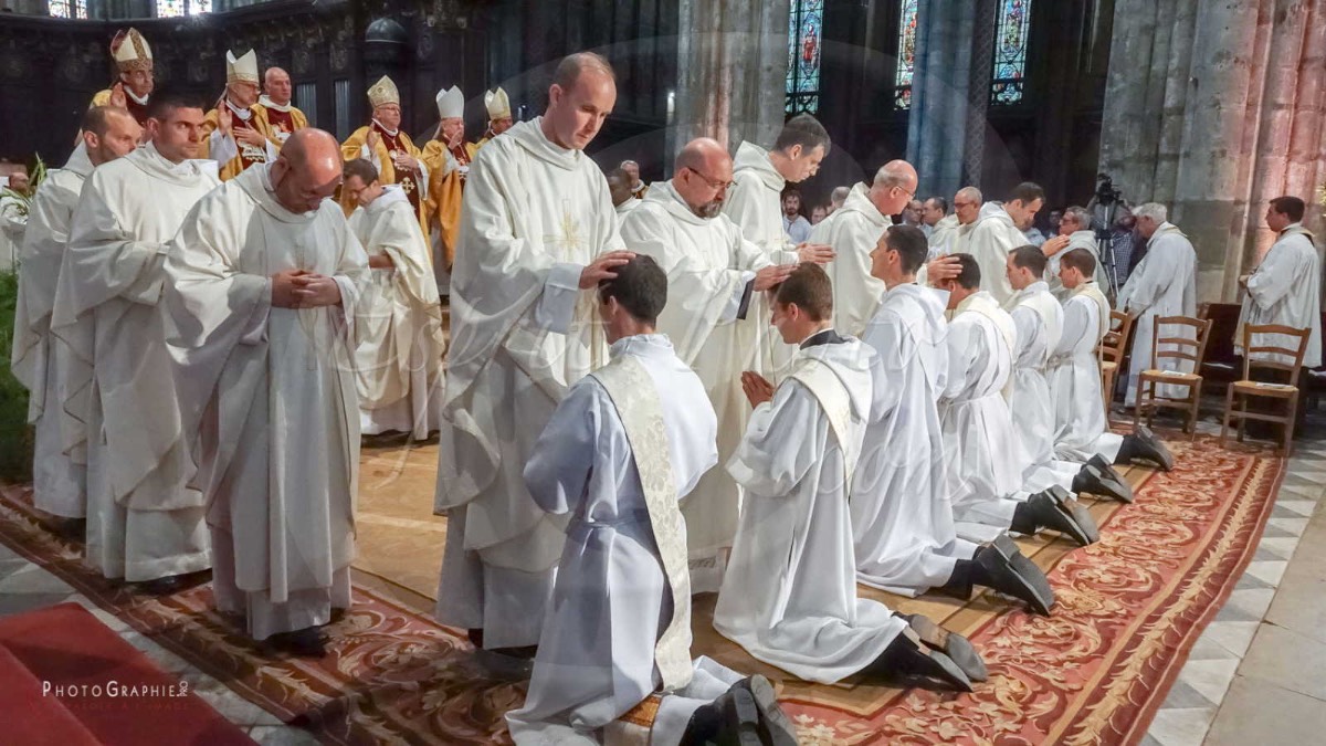 Nom de l'image : 180624-172145_S1085013_c_PhotoGraphie.Pro — Description :  S1085013