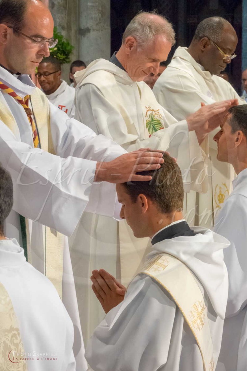 Nom de l'image : 180624-172614_S1085084_c_PhotoGraphie.Pro — Description :  S1085084