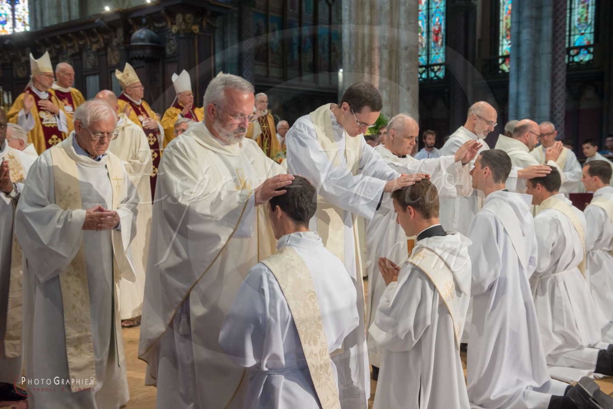 Nom de l'image : 180624-173217_D8e139639_c_PhotoGraphie.Pro — Description :  D8e139639