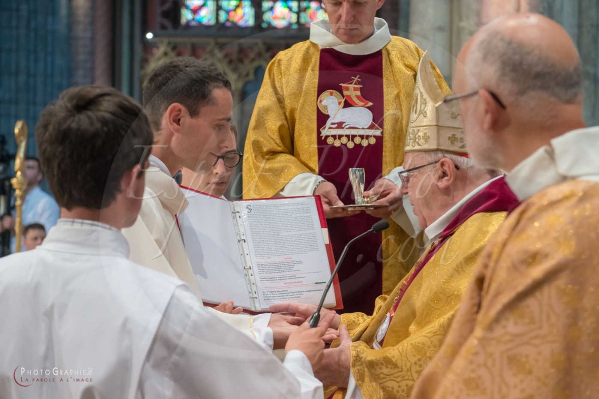 Nom de l'image : 180624-174451_D8e139720_c_PhotoGraphie.Pro — Description :  D8e139720