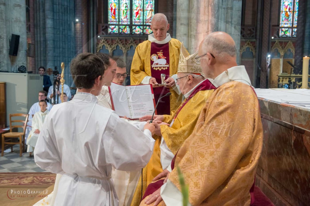 Nom de l'image : 180624-174547_D8e139733_c_PhotoGraphie.Pro — Description :  D8e139733