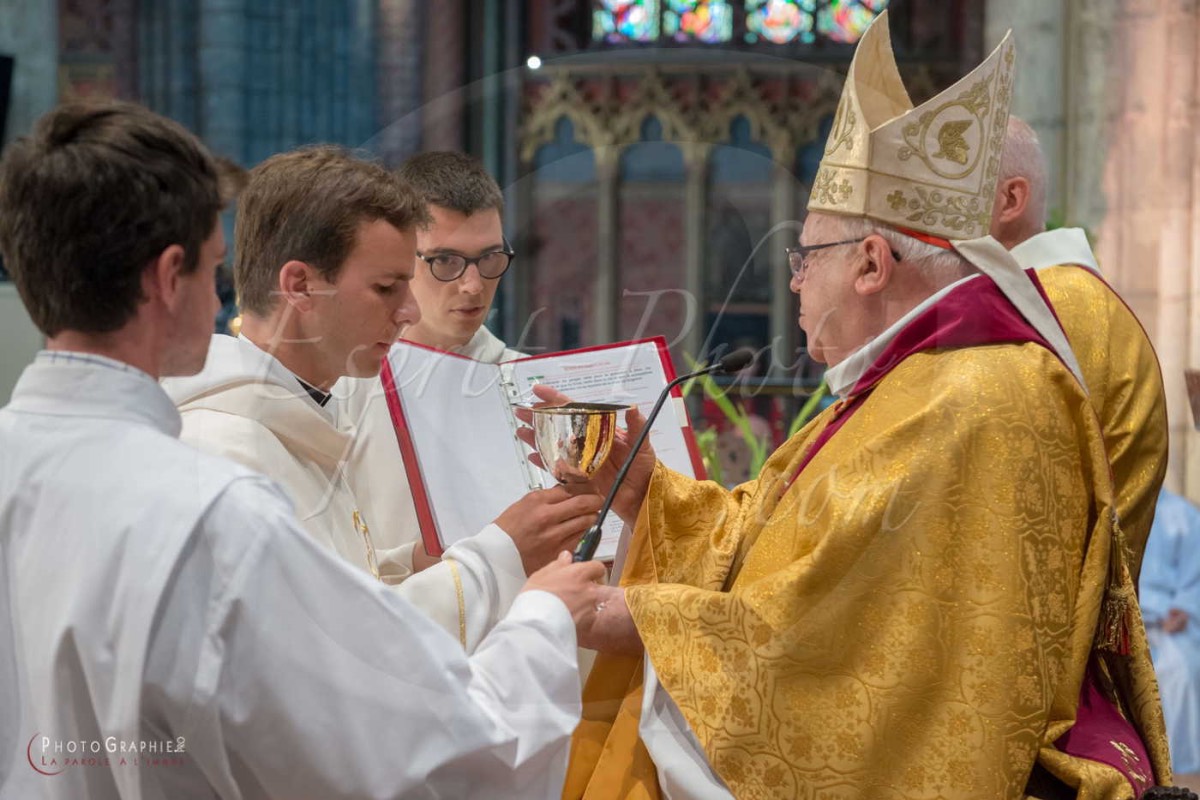 Nom de l'image : 180624-174737_D8e139755_c_PhotoGraphie.Pro — Description :  D8e139755