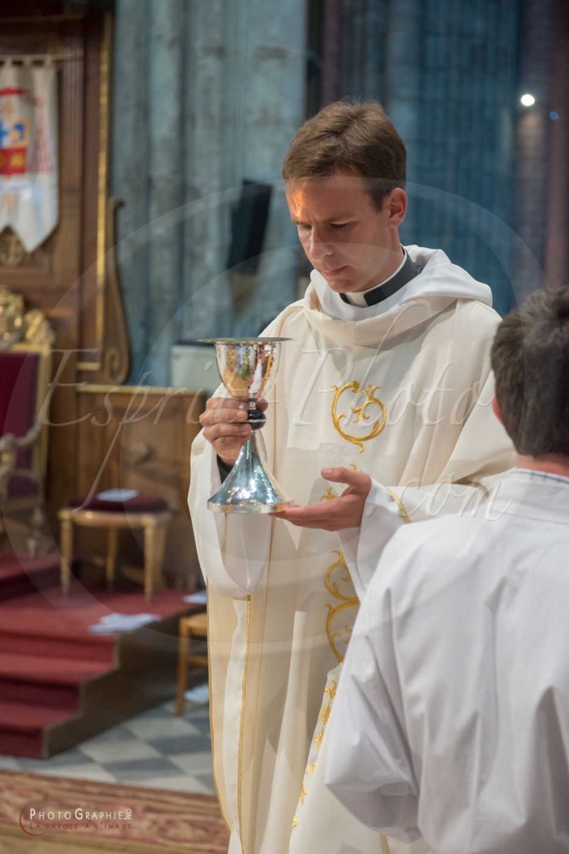 Nom de l'image : 180624-174751_D8e139757_c_PhotoGraphie.Pro — Description :  D8e139757