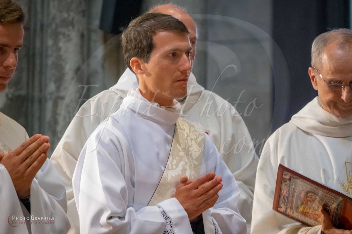 Nom de l'image : 180624-162121_S1084760_c_PhotoGraphie.Pro — Description :  S1084760