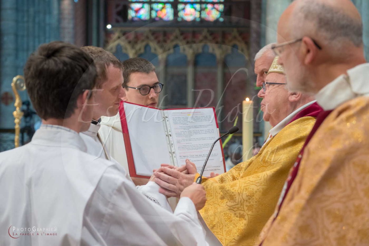 Nom de l'image : 180624-170850_D8e139585_c_PhotoGraphie.Pro — Description :  D8e139585