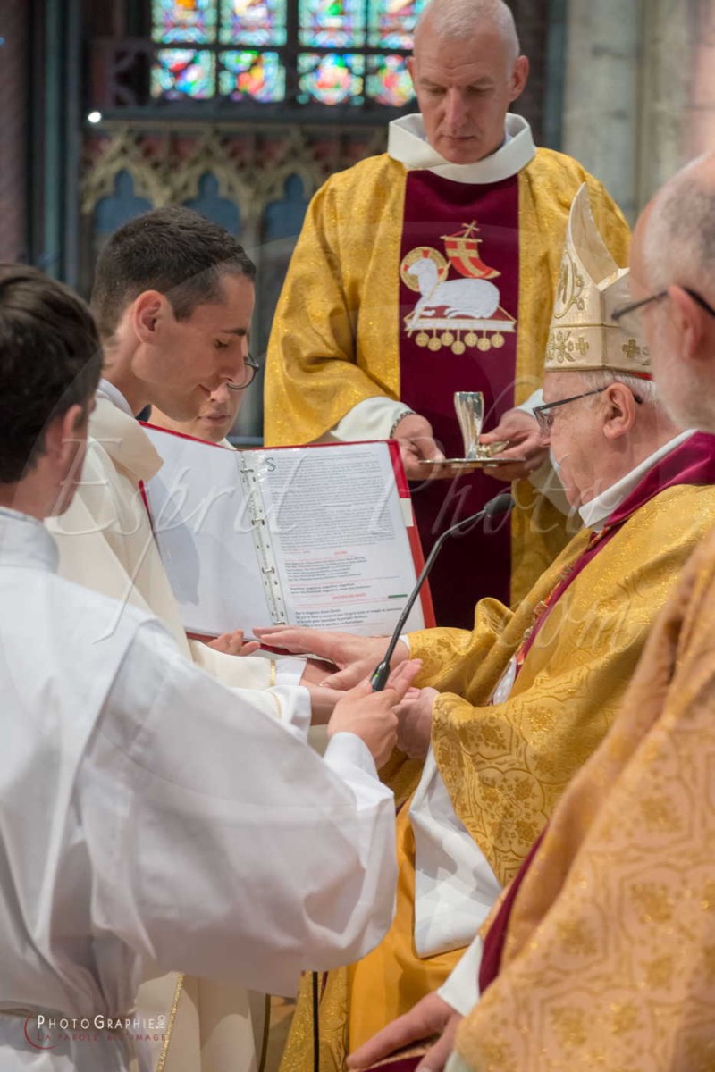 Nom de l'image : 180624-174448_D8e139718_c_PhotoGraphie.Pro — Description :  D8e139718