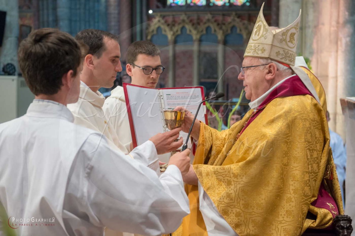 Nom de l'image : 180624-174900_D8e139778_c_PhotoGraphie.Pro — Description :  D8e139778