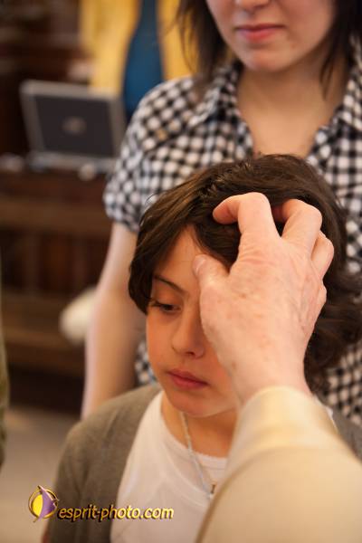 Nom de l'image : D30099499a — Description :  Baptême d'enfant à l'église de la Ferté Vidame (28300)