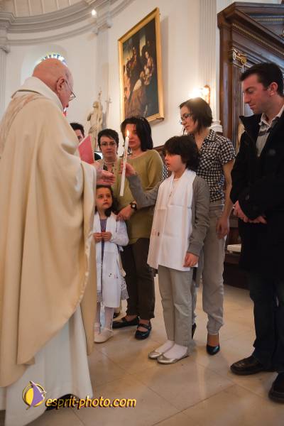 Nom de l'image : D30099513a — Description :  Baptême d'enfant à l'église de la Ferté Vidame (28300)