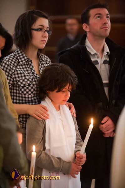 Nom de l'image : D30099529a — Description :  Baptême d'enfant à l'église de la Ferté Vidame (28300)