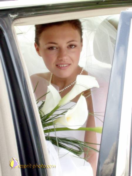 Nom de l'image : 020518-1516_03MEN_003ad — Description :  Mariage de Alexis et Clothilde aÃÄ VeÃÅzelay le 17/05/2002