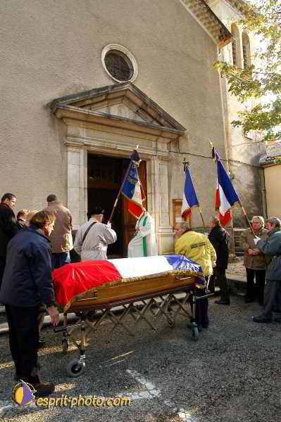 Nom de l'image : D1194131-1 — Description :  Enterrement/Funerailles